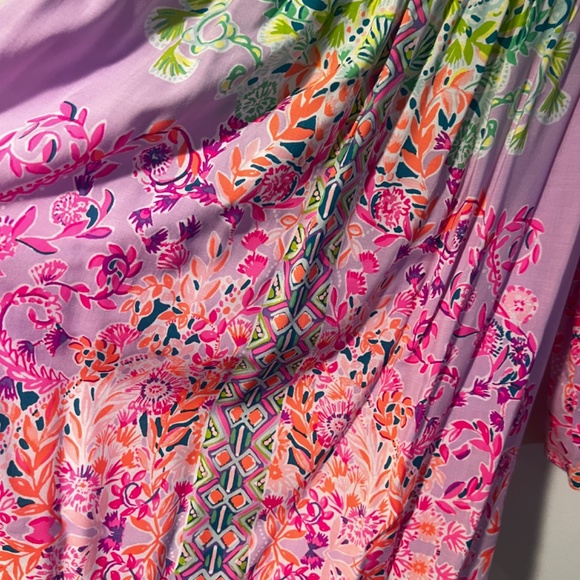 Lilly Pulitzer Off-the-shoulder Blouse - Picture 7 of 8